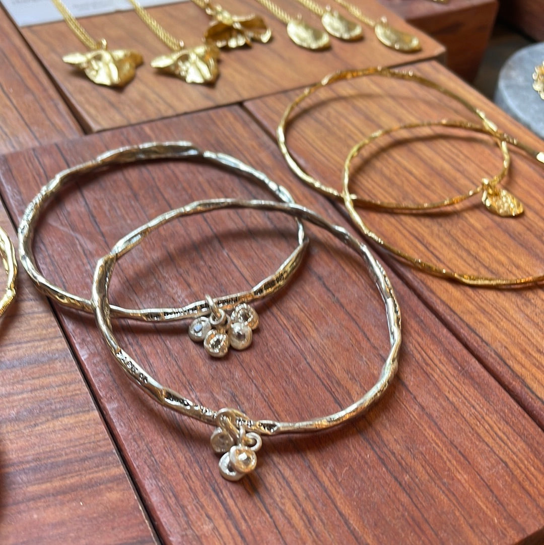 Circle of White Light Bangle