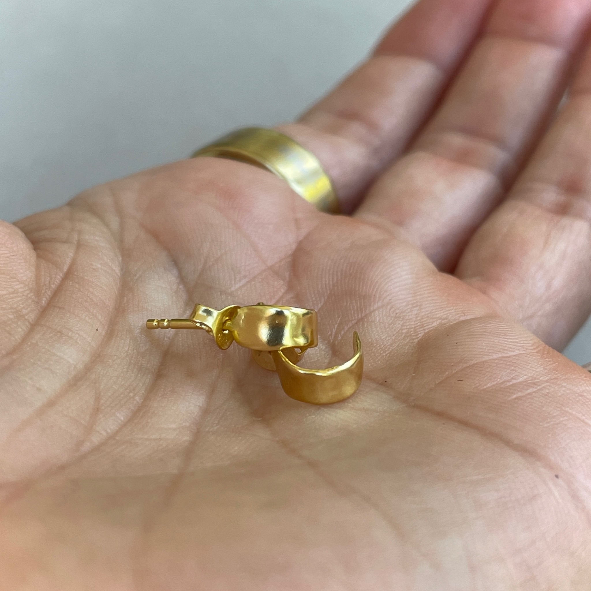Hug Me Tight Earrings