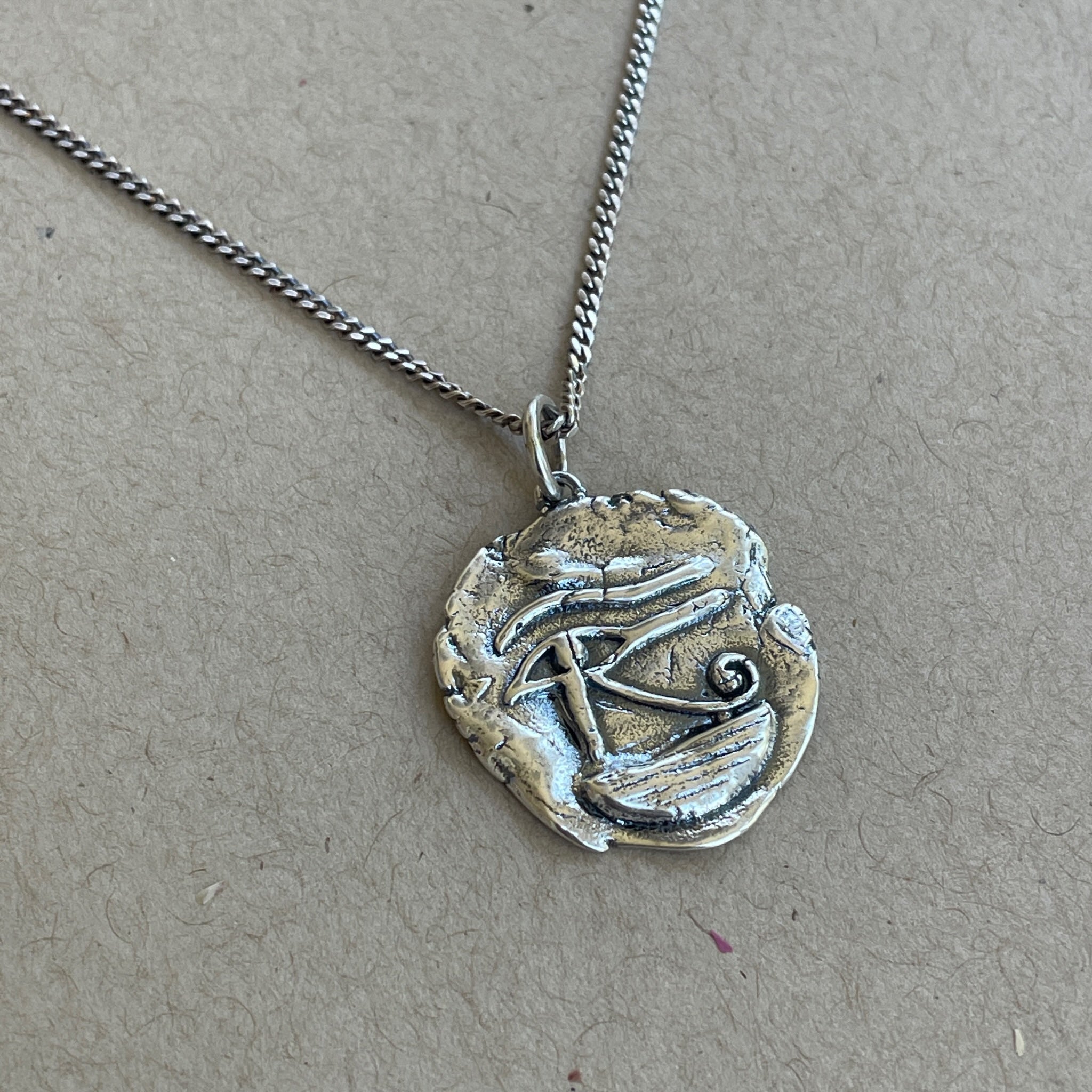 Eye Of Horus Unisex version