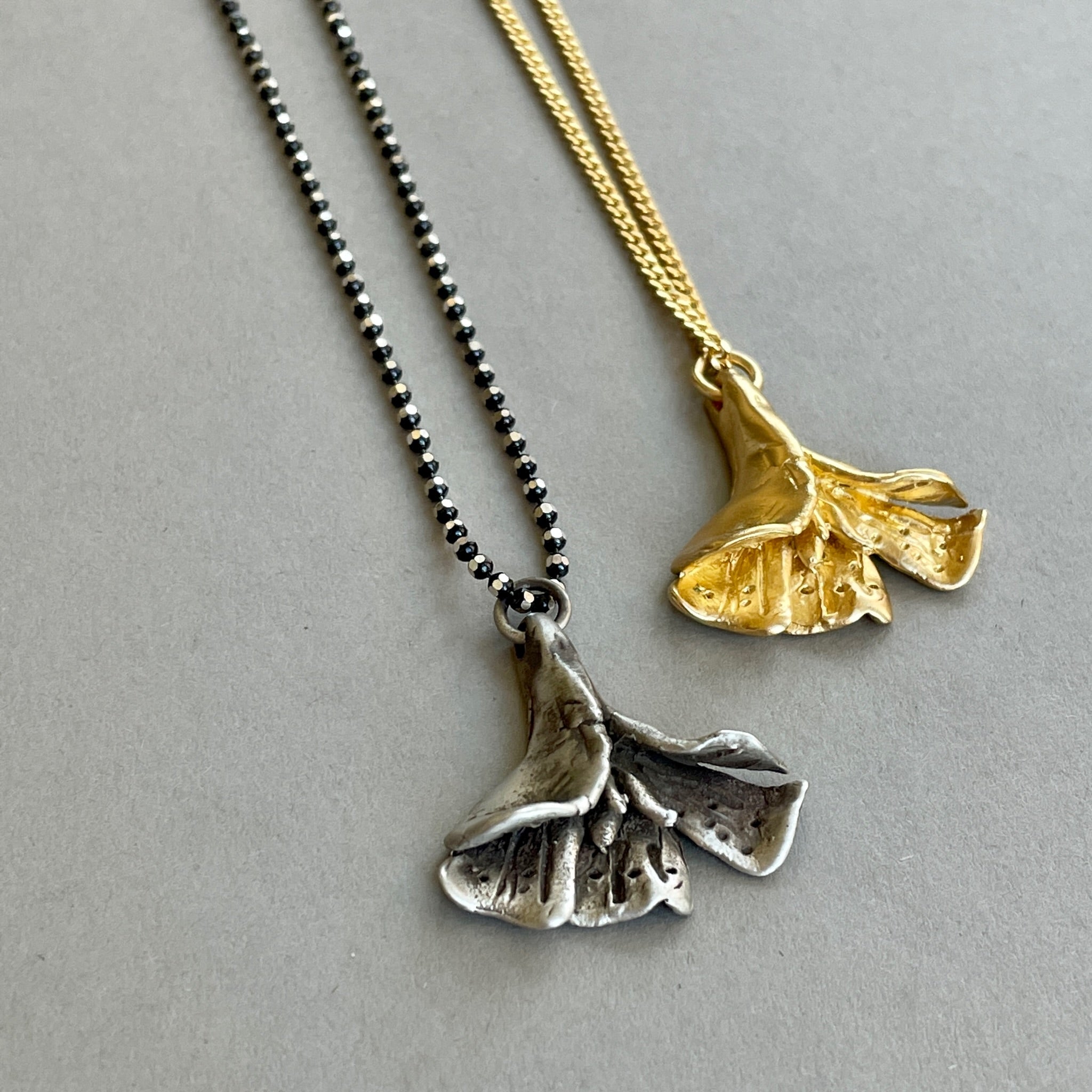 Life Lily Necklace